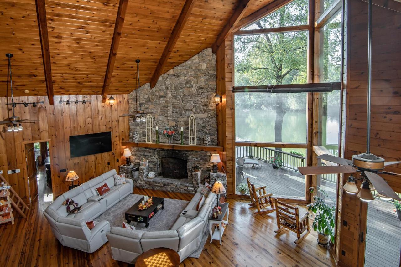 River Wellness Lodge Kingston Екстериор снимка