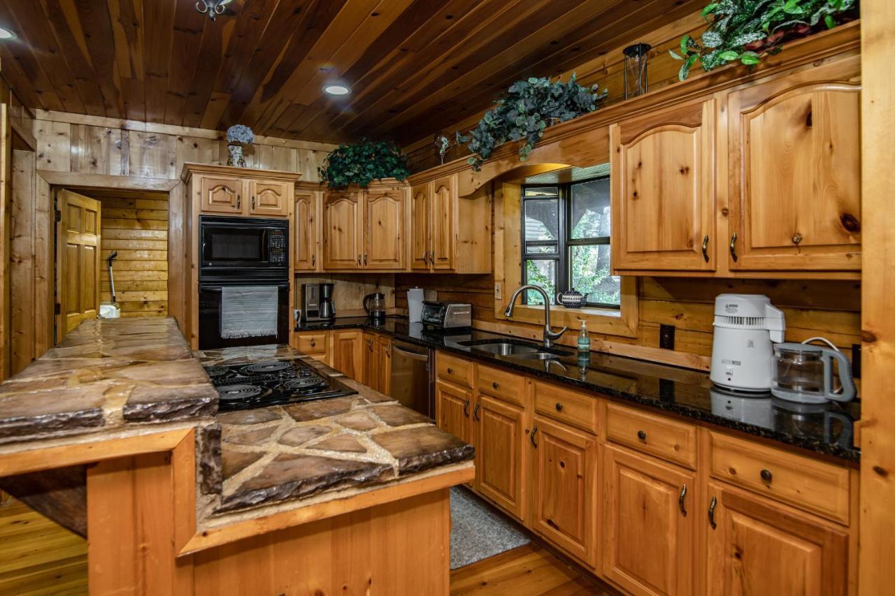 River Wellness Lodge Kingston Екстериор снимка