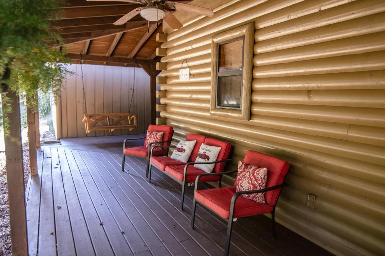 River Wellness Lodge Kingston Екстериор снимка