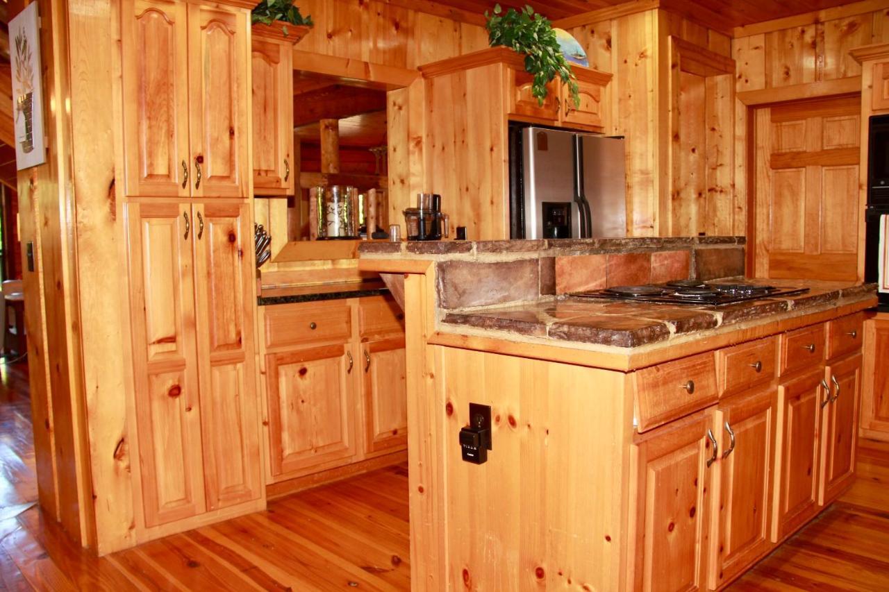 River Wellness Lodge Kingston Екстериор снимка