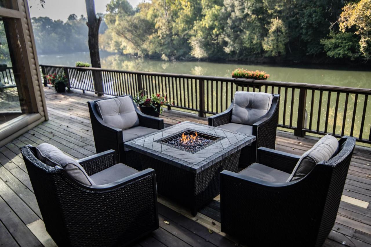 River Wellness Lodge Kingston Екстериор снимка